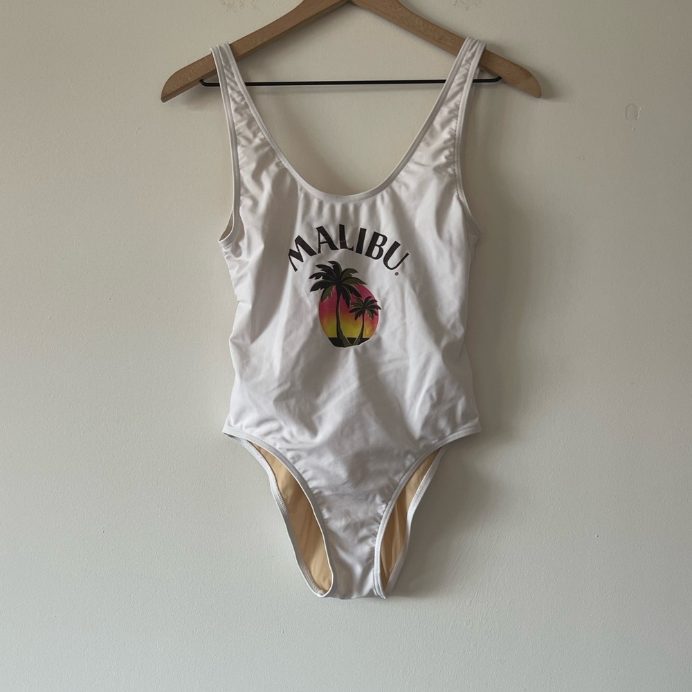 Scampi swimwear Malibu palm print bikini. Small